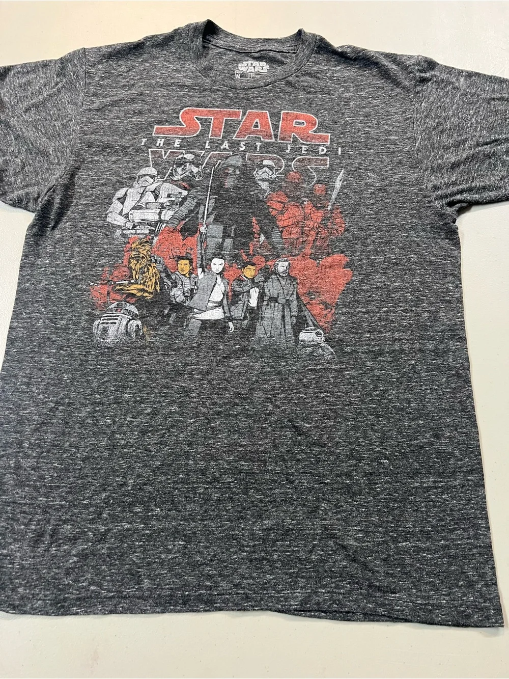 Star Wars The Last Jedi Graphic T-Shirt Men’s Medium Gray Heather Movie Tee